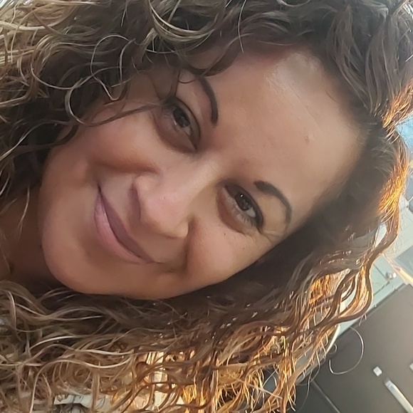 Meet your Posher, Lilly - Picture 3 of 3